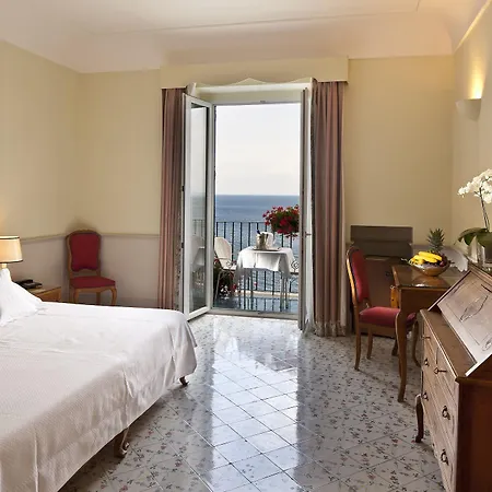 Regina Isabella-resort Restaurant 5* איסקיה