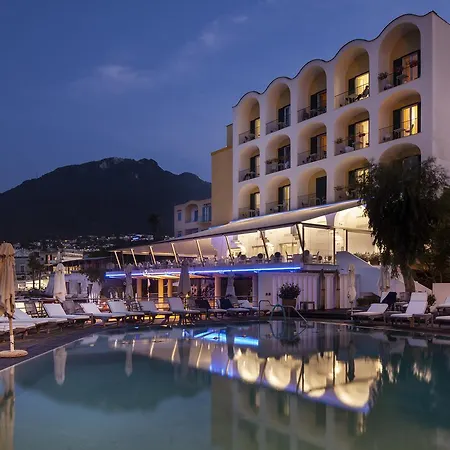 Regina Isabella-resort Restaurant מלון 5*