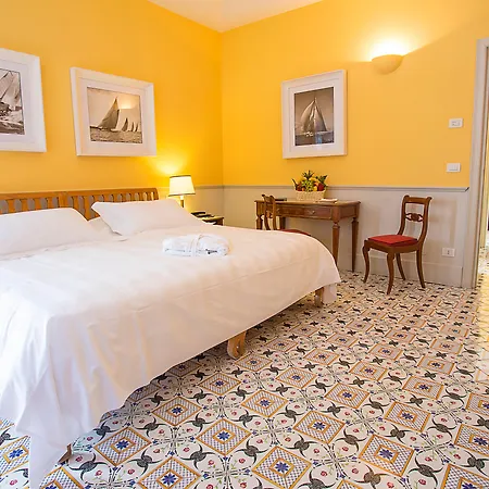 Regina Isabella-resort Restaurant 5*