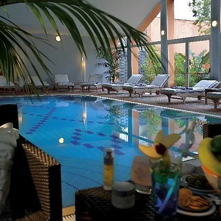 Hotel Regina Isabella-resort Restaurant 5*