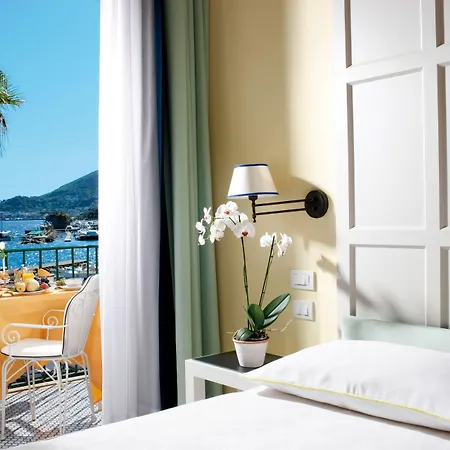 Regina Isabella-resort Restaurant 5*