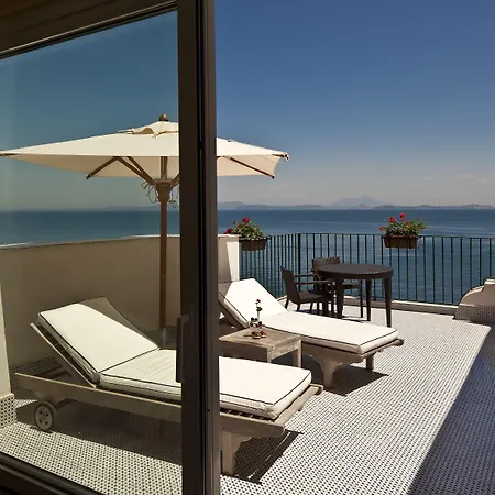 Regina Isabella-resort Restaurant Hotel