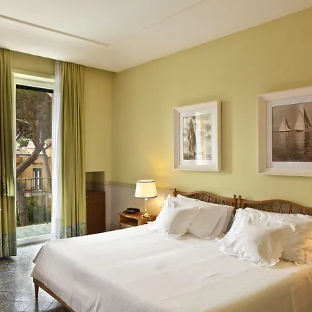 Hotel Regina Isabella-resort Restaurant 5*