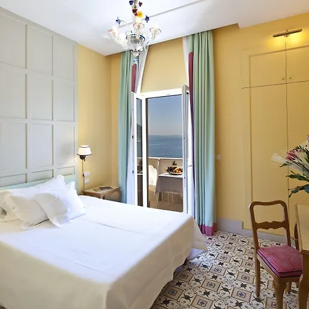 Regina Isabella-resort Restaurant 5*