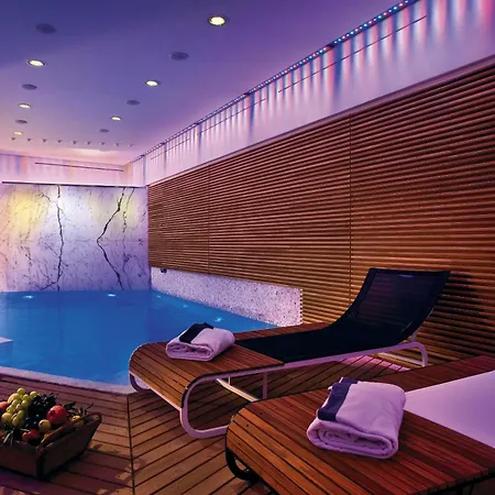 Regina Isabella-resort Restaurant 5*